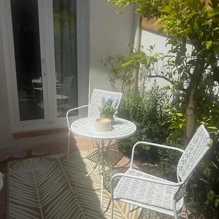 Les Lavandins Pensionat Sanary-sur-Mer